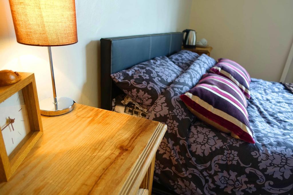 The Royal Oak Hotel Evesham Room photo